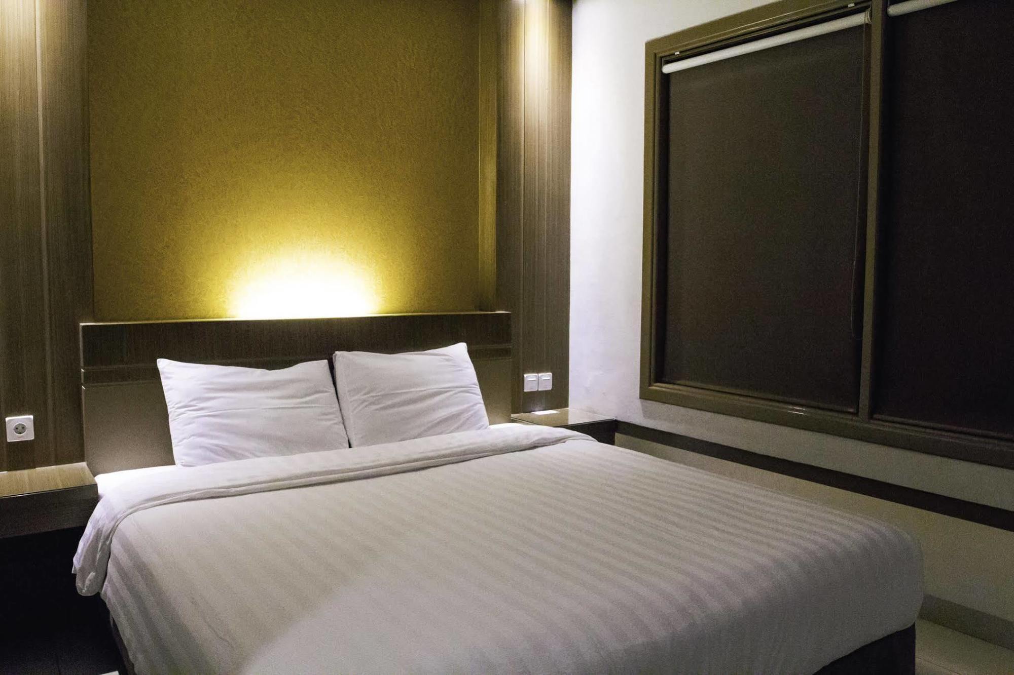 Hotel D' Calia Tarakan Exteriör bild